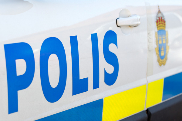 Börjar det med att polisen kommer, eller är det där det slutar? Det beror på novellens uppbyggnad. id 16839 kortnovellers uppbyggnad textuppbyggnad